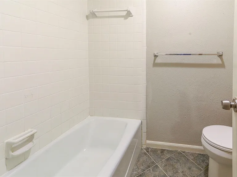 20814 Westgreen Ct — Photo 18