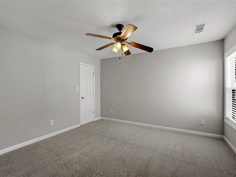 2531 Fieldview Way — Photo 11