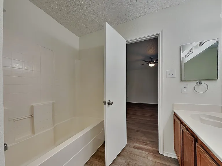618 Ragwood Rd — Photo 12