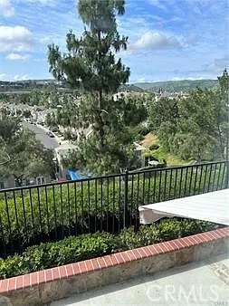 10 Greenborrow Ct — Photo 52