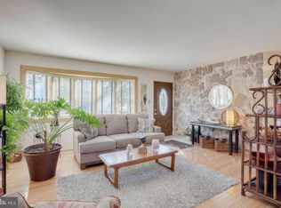 256 Candytuft Rd, Reisterstown, MD 21136