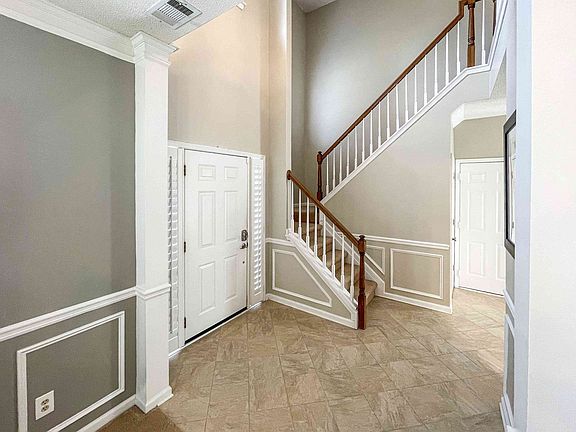 5th image of 2272 Wickingham Dr NE