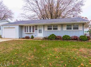 1311 Rutledge Rd, Bloomington, IL 61704