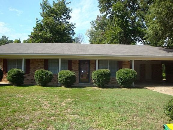 4th image of 1701 Rosewood St