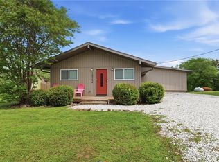 16564 Cypress Ln, Rogers, AR 72756