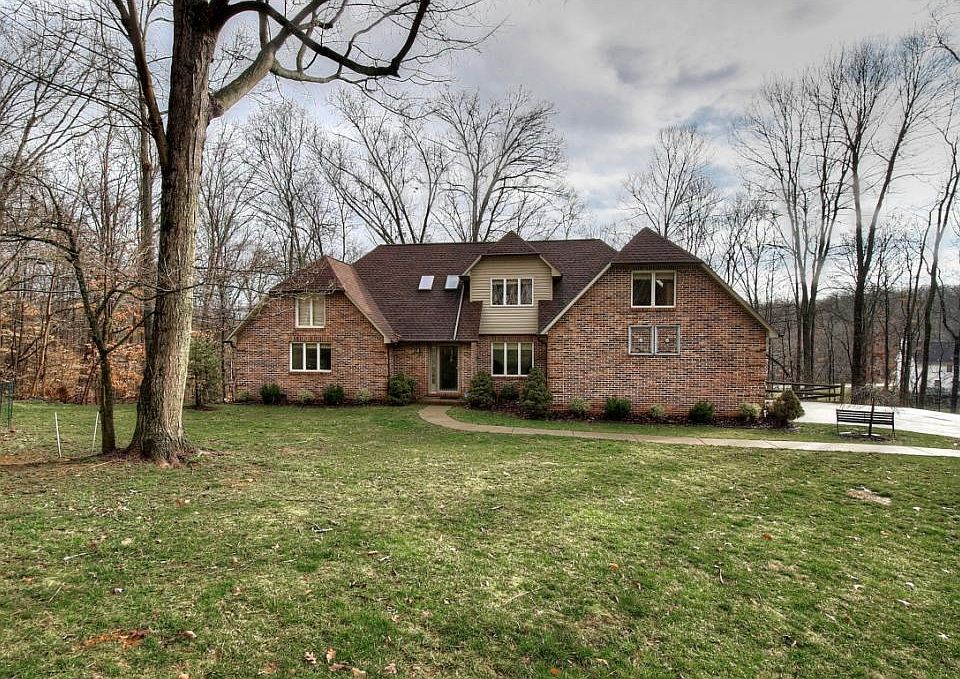 1st image of 216 Timberland Cir