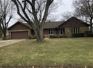 918 Ramblin Rd, Greenwood, IN 46142