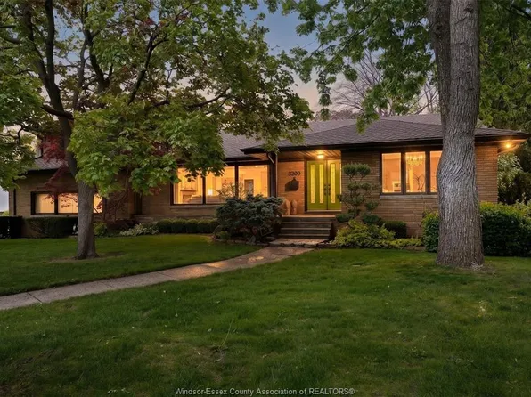 3500 Victoria Blvd, Windsor, ON N9E 3L3