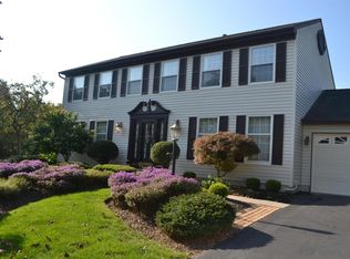 177 Bluejay Dr, Columbus, OH 43235