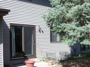 3213 Cherry Ln N, Fargo, ND 58102