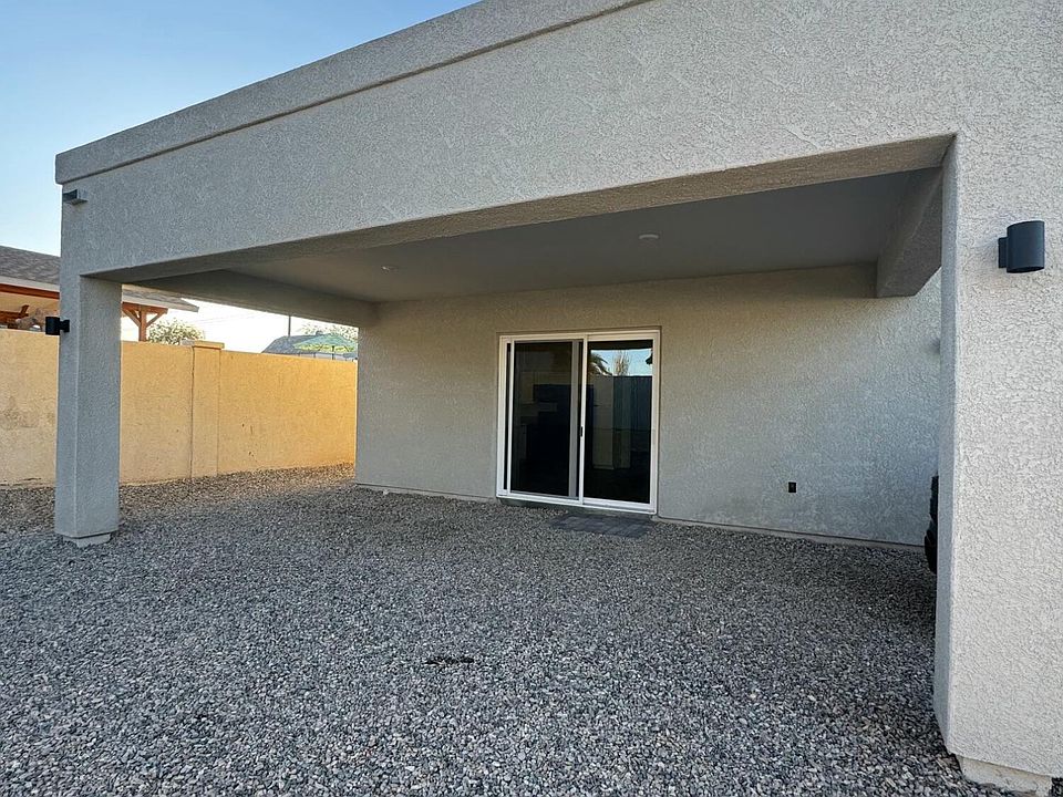 1st image of 1936 Mimosa Dr #B