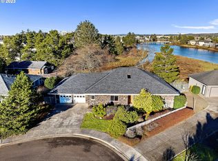 480 Farrell Ct, Seaside, OR 97138