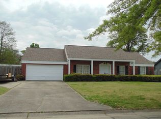 1790 E Sudan Cir, Greenville, MS 38701