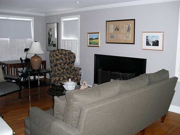 4th image of 42 Willow Dr
