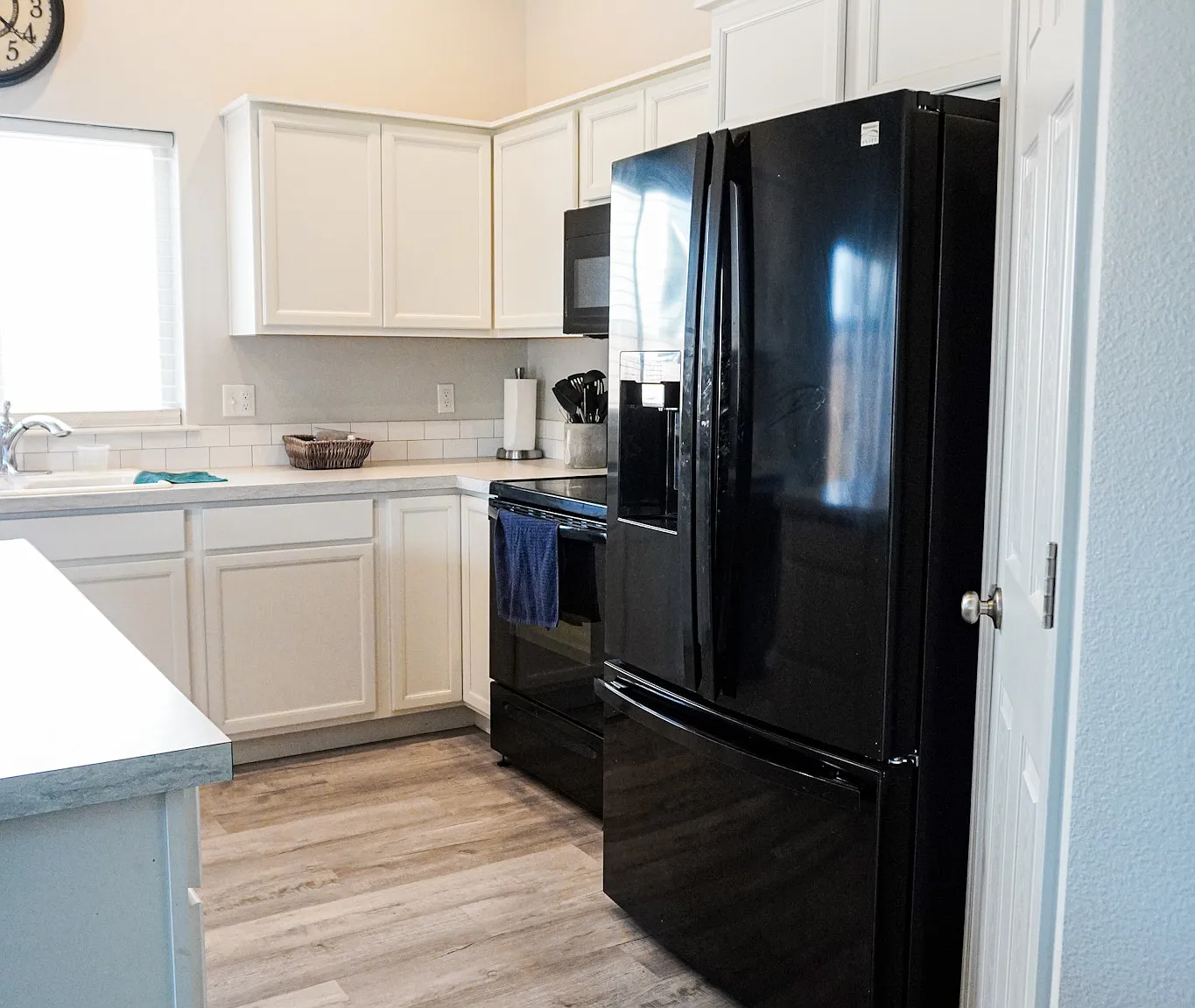 4 bed, 1860 sqft, $2,400 — Photo 4