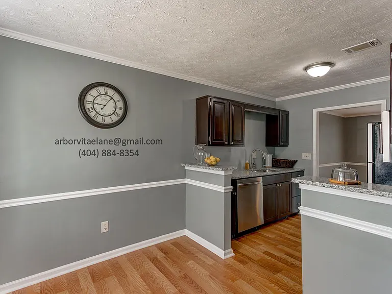 2936 Governors Ct — Photo 2
