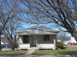 311 S Clark St, Bloomfield, NE 68718