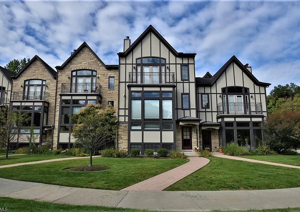 1st image of 2426 Derbyshire Ct