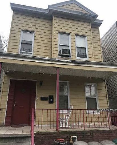 1st image of 558 Morris Park Ave