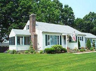 10 Sonny Dr, Cumberland, RI 02864