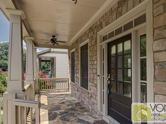 4th image of 1026 Whitfield Ct SE