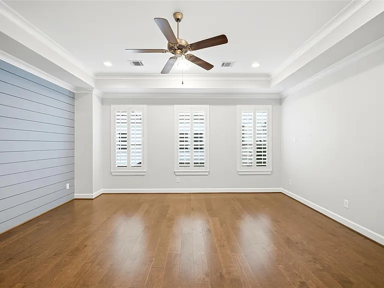 4208 Koehler St #B — Photo 16