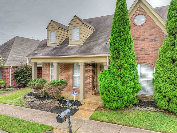 4th image of 10209 Evening Hill Dr