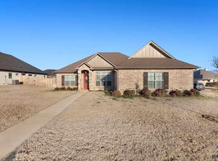 905 Sunny Mdws, Whitehouse, TX 75791