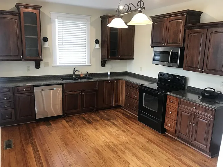Spacious Kitchen