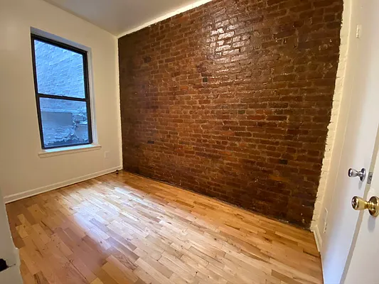 Rented by Best Apartments North Inc | media 42