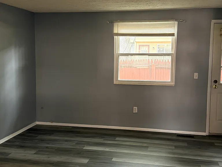 5966 Black Oak Dr — Photo 5