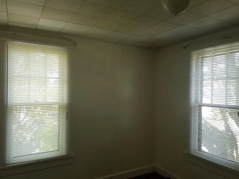 835 Price St — Photo 6