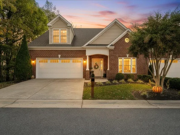 5653 Rockbridge Ct, Roanoke, VA 24018