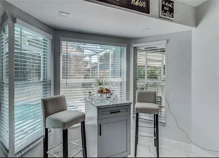 5452 Ashland Dr — Photo 35