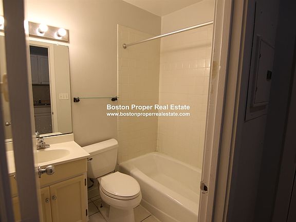 550 Columbus Ave. #1 Boston - South End Unit Photo 4