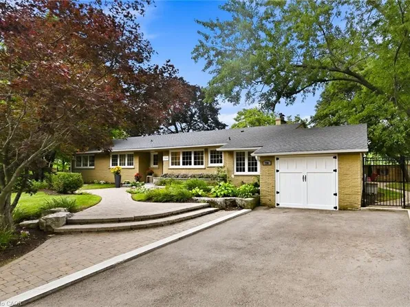 760 Kingsway Dr, Burlington, ON L7T 3H4
