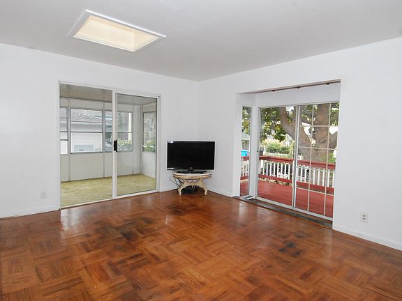 3rd image of 151 Juanita Ave