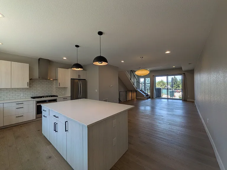 5009 S Prince Pl — Photo 8