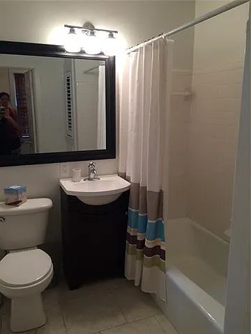 7627 Hampson St — Photo 11