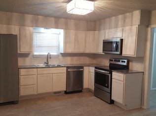 504 S Walnut St, Guthrie, OK 73044
