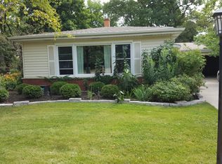 939 Rosemary Ter, Deerfield, IL