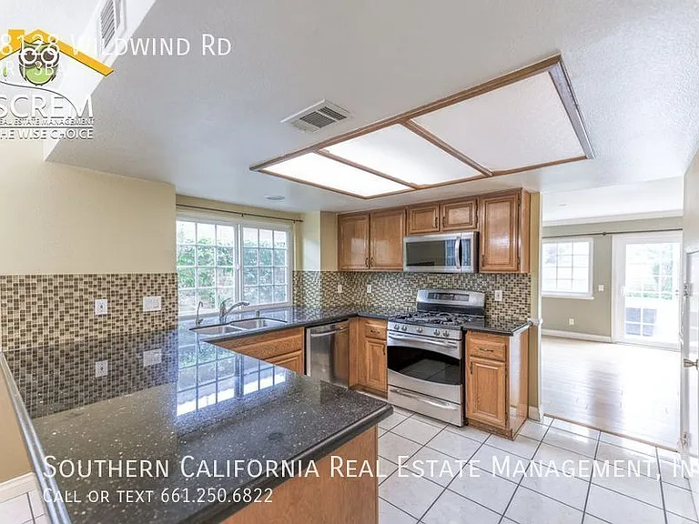 28128 Wildwind Rd — Photo 11