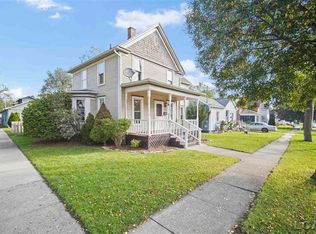 1103 E Maple Ave, Adrian, MI 49221