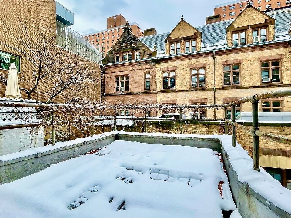 1st image of 138 W 92nd St APT 3r