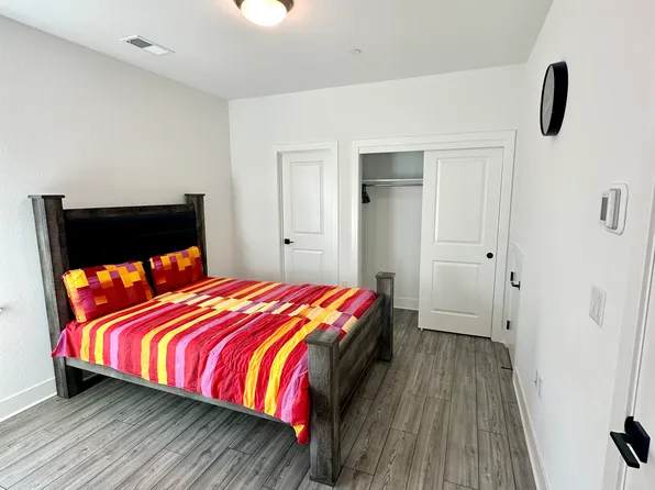 2758 Irish Meadow Way, Lathrop, CA 95330