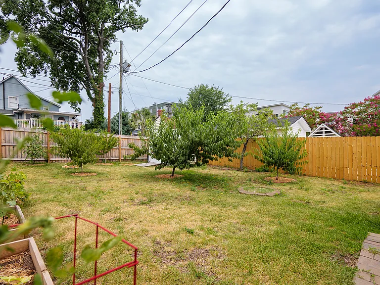 206 Oliver St — Photo 30