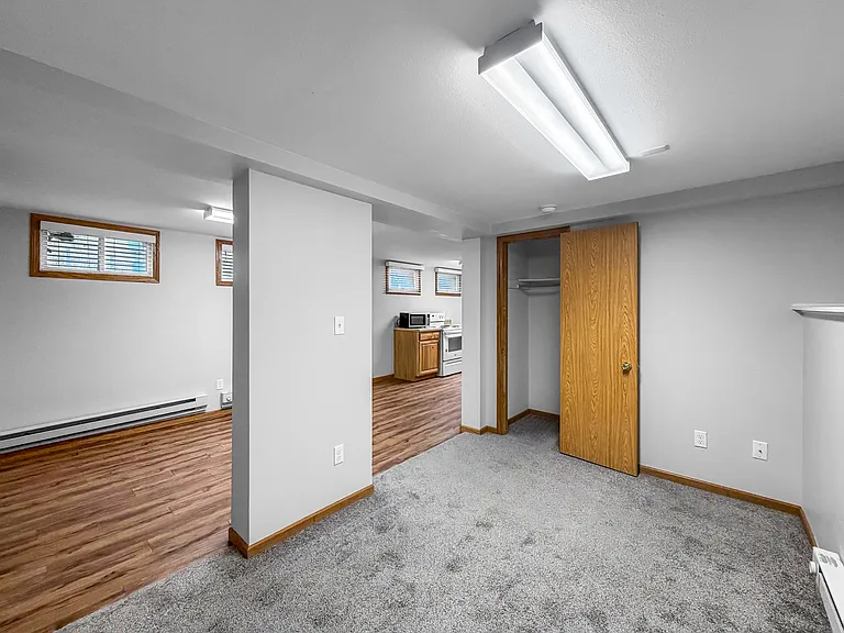 414 3rd Ave S #C — Photo 3