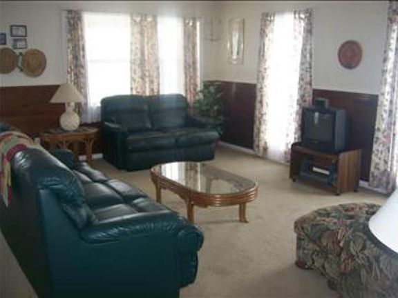 4th image of 420 Sea Isle Dr