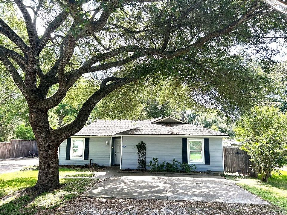 1st image of 2222 Avenue A