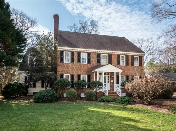 1109 Lee Rd, Virginia Beach, VA 23451